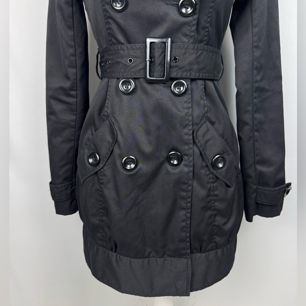 Divided By H&M Women’s Black Short Trench Coat Pockets Belted Lightweight Size 2 - Picture 4 of 13
